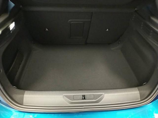 Peugeot 308 image 9