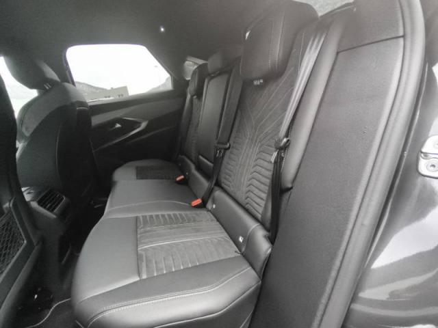 Peugeot 3008 image 1