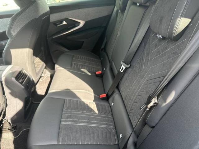 Peugeot 3008 image 3