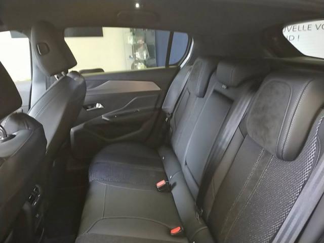 Peugeot 308 image 1