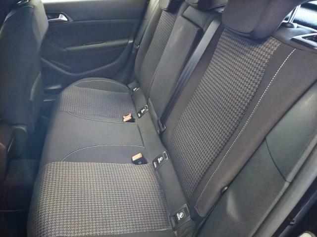 Peugeot 308 image 6