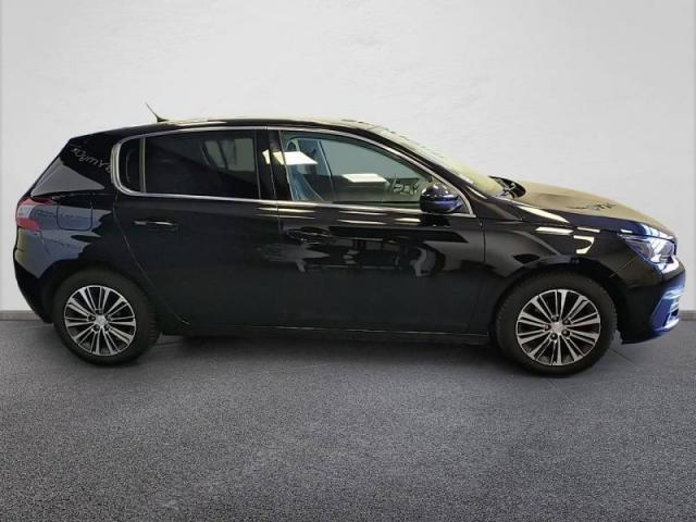 Peugeot 308 image 7