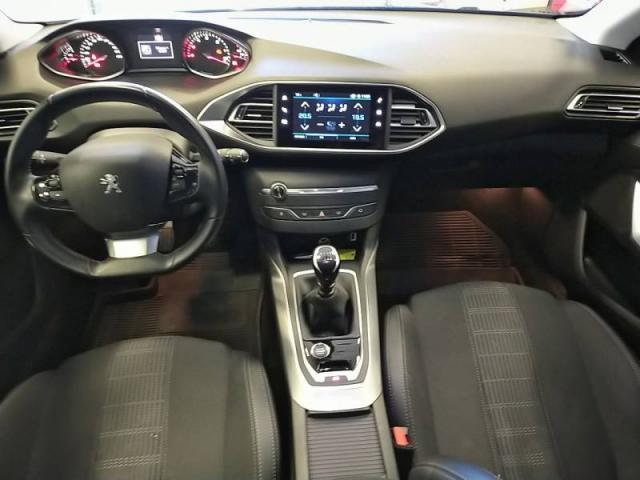 Peugeot 308 image 4