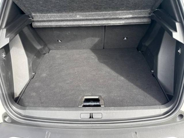 Peugeot 2008 image 3