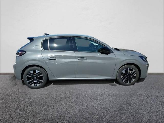 Peugeot 208 image 1