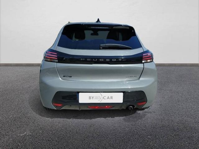 Peugeot 208 image 3