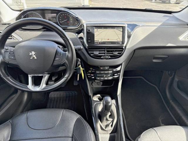 Peugeot 2008 image 1