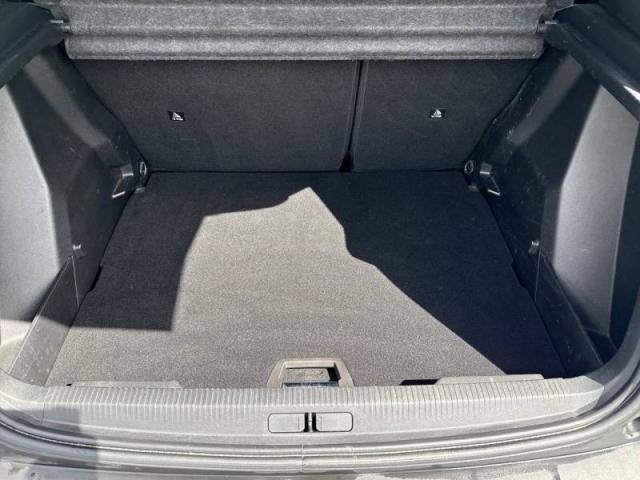 Peugeot 2008 image 2