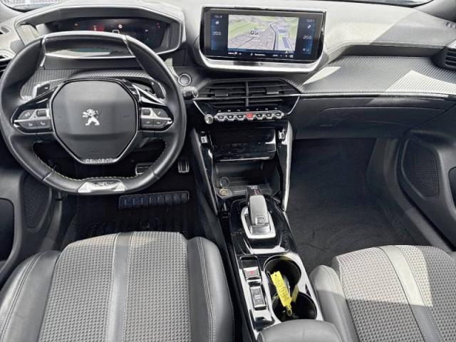 Peugeot 2008 image 6