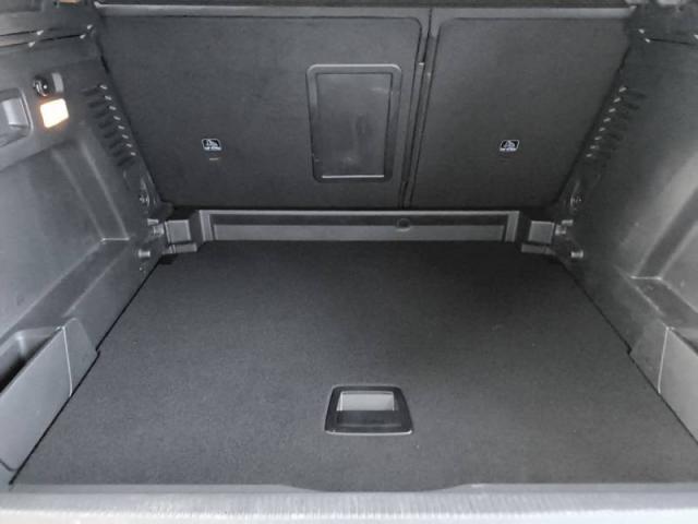 Peugeot 3008 image 8