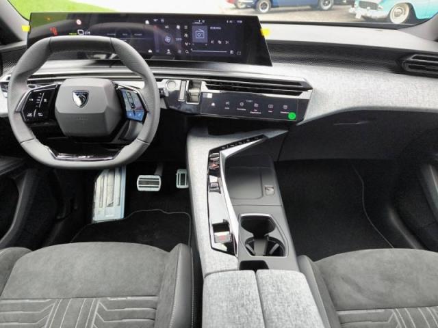 Peugeot 3008 image 2