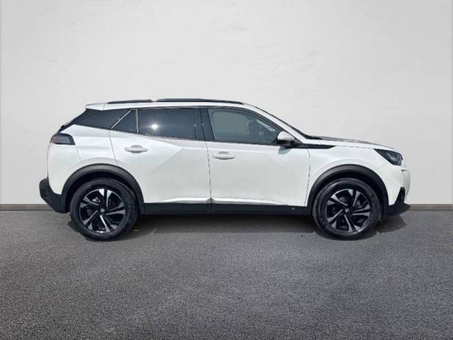 Peugeot 2008 image 6