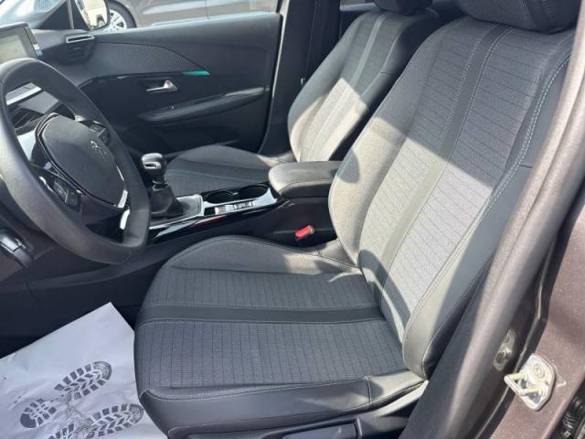 Peugeot 208 image 3