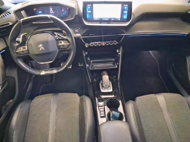 Peugeot 2008 image 9