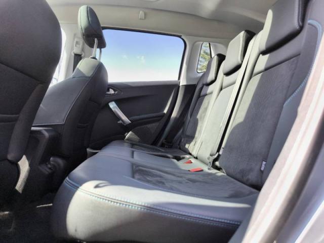 Peugeot 2008 image 1