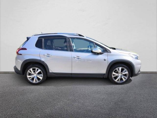 Peugeot 2008 image 3