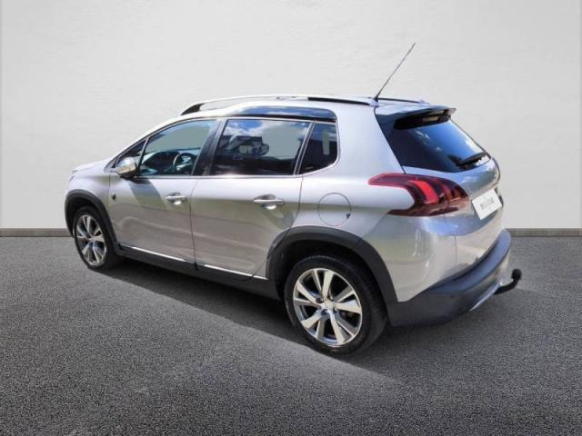Peugeot 2008 image 8