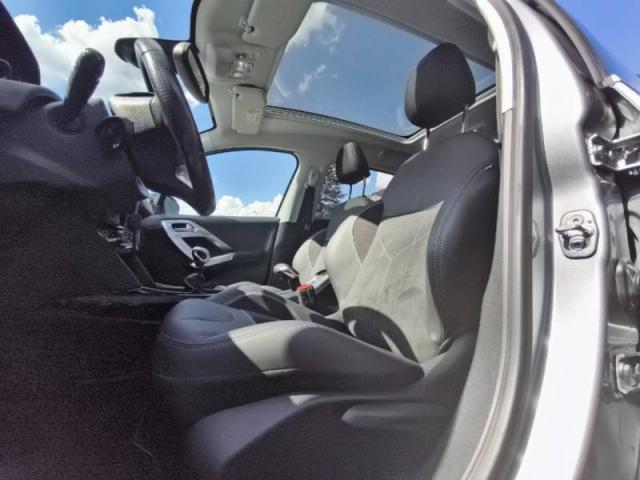 Peugeot 2008 image 5