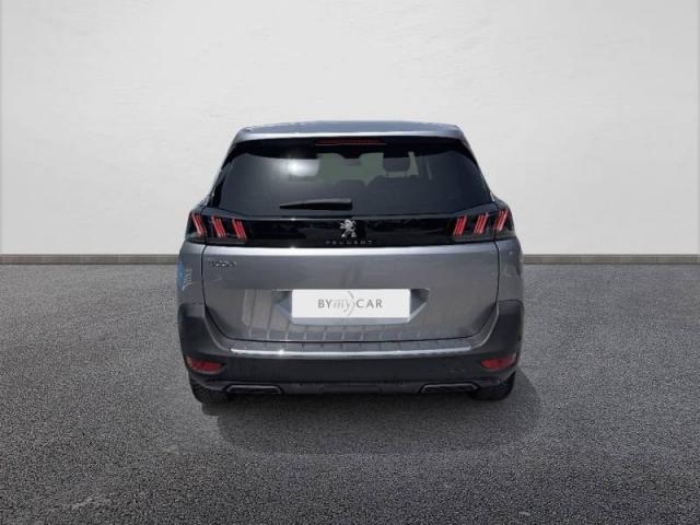 Peugeot 5008 image 1