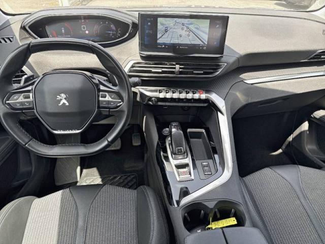 Peugeot 5008 image 6