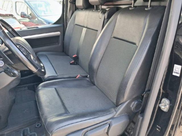 Peugeot Expert image 2