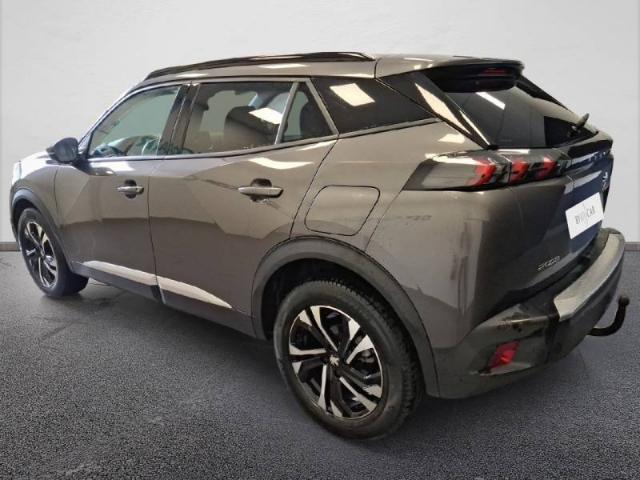Peugeot 2008 image 8
