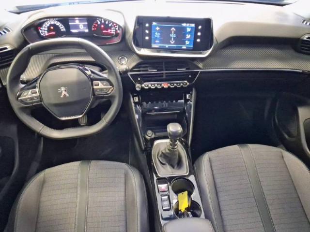 Peugeot 2008 image 9