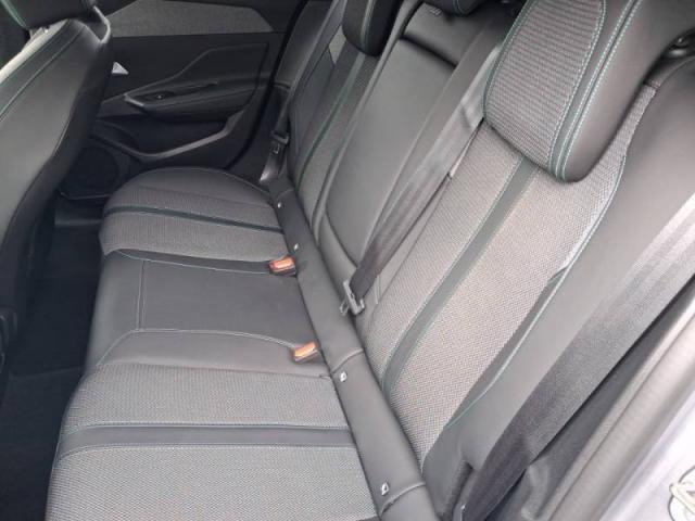 Peugeot 308 image 1