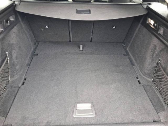 Peugeot 308 image 2