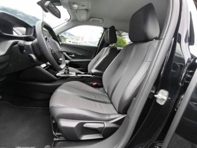Peugeot 2008 image 7