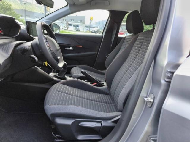 Peugeot 208 image 8