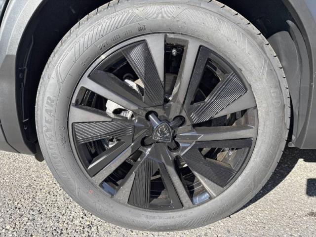Peugeot 2008 image 1