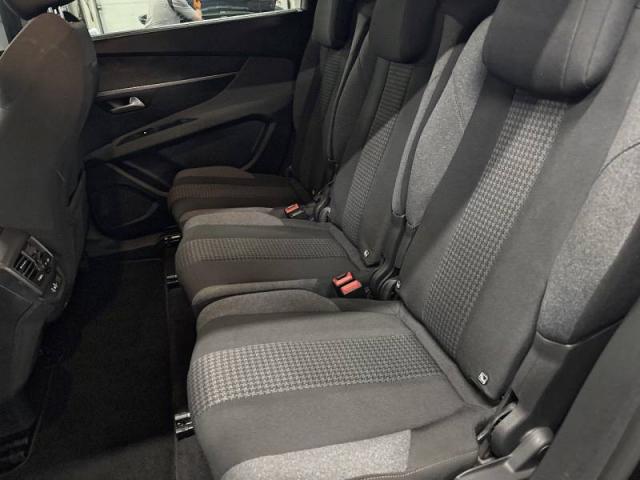 Peugeot 5008 image 5