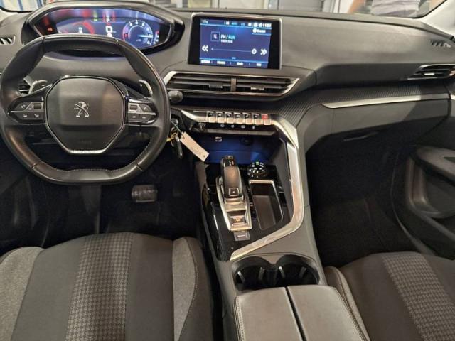 Peugeot 5008 image 9