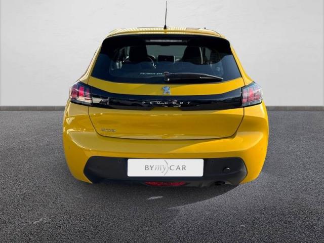 Peugeot 208 image 7