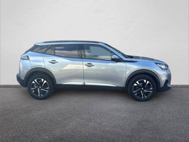 Peugeot 2008 image 2