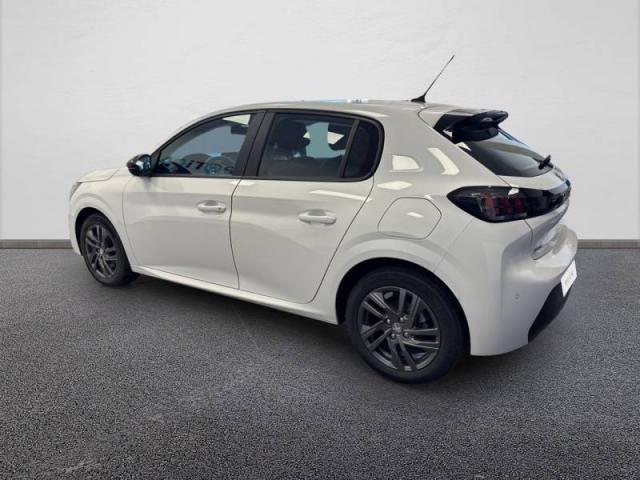 Peugeot 208 image 2