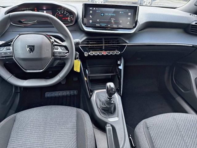 Peugeot 2008 image 5