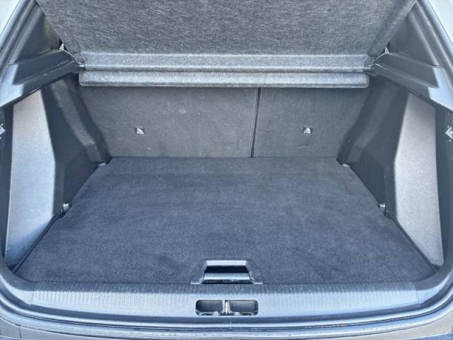 Peugeot 2008 image 8