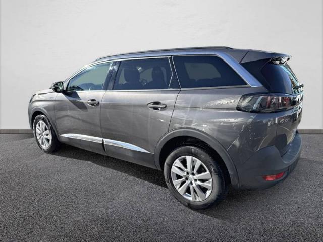 Peugeot 5008 image 8