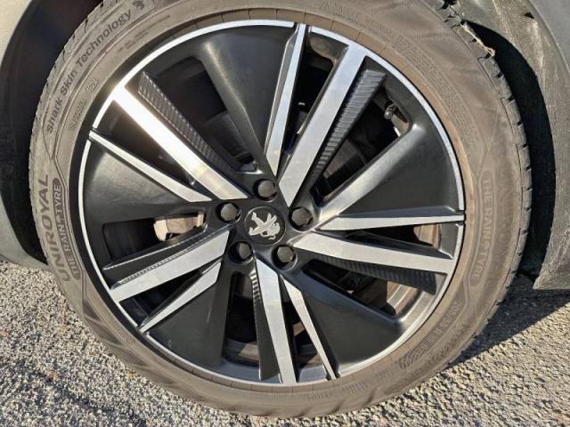 Peugeot 3008 image 1