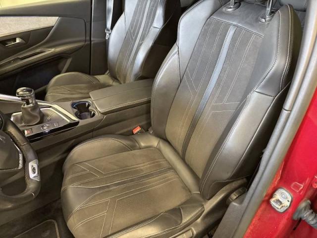 Peugeot 5008 image 6