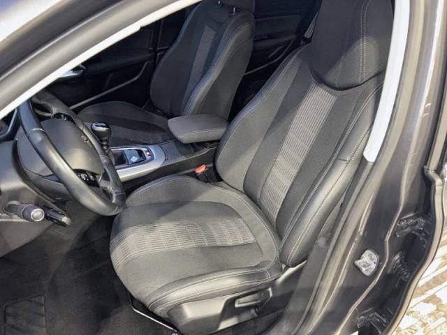 Peugeot 308 image 6