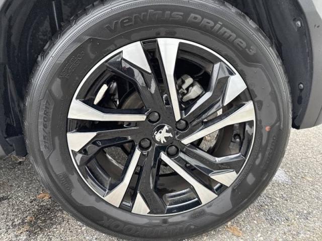 Peugeot 2008 image 1