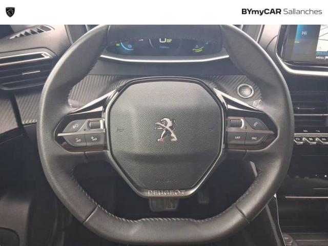 Peugeot 2008 image 2