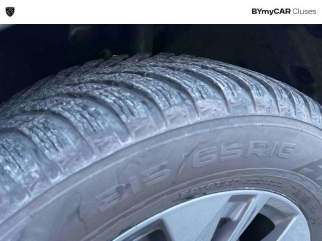 Peugeot 2008 image 1