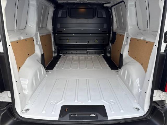 Peugeot Expert image 8