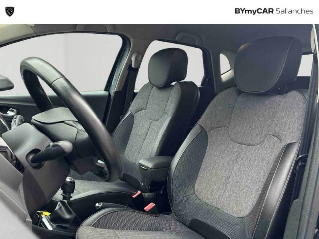 Renault Captur image 2