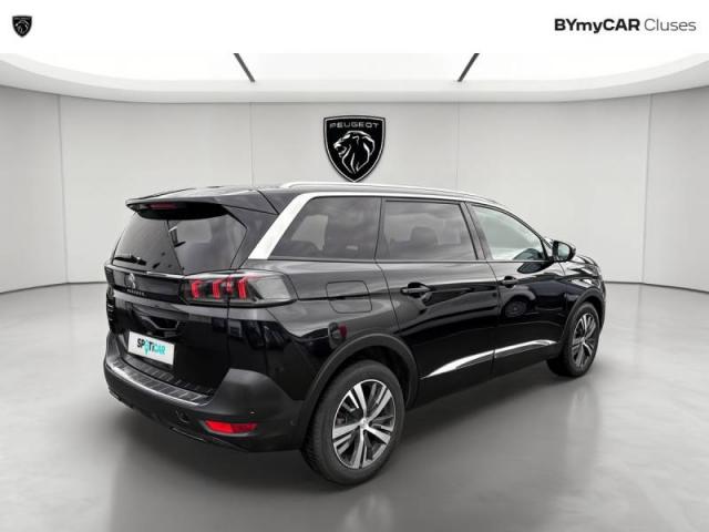 Peugeot 5008 image 2