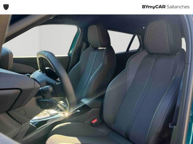 Peugeot 2008 image 1